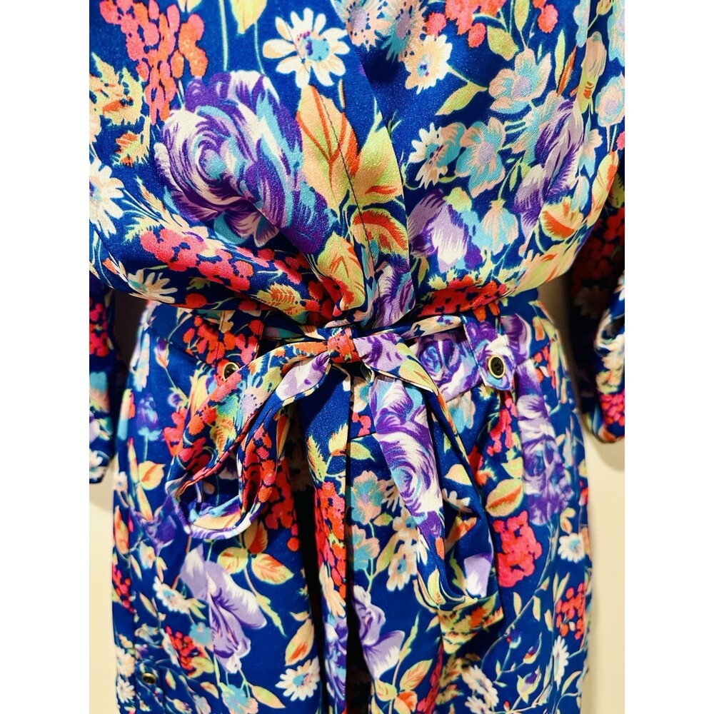 Yumi Kim Blue Floral V-Neck Belted Romper Size L Large NWT!!! - Picture 2 of 6